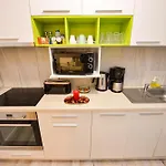 Dracula Adventure Tours Apartment *