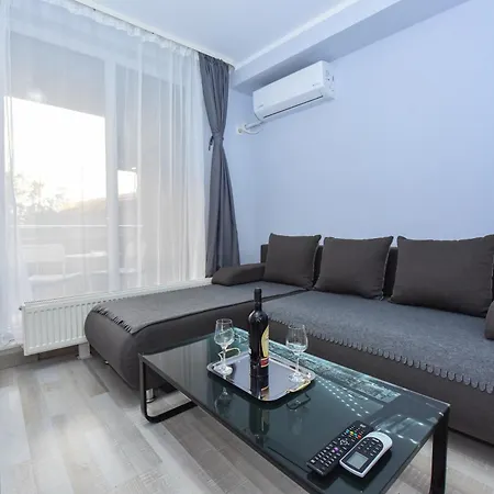 Apartamento Dracula Adventure Tours