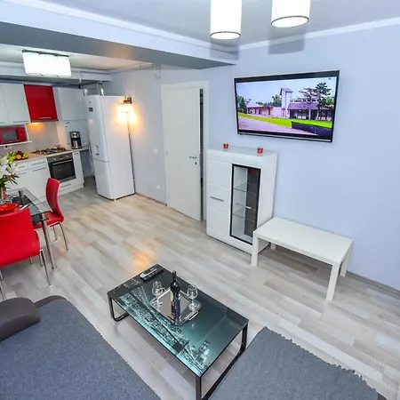 Dracula Adventure Tours Apartment *