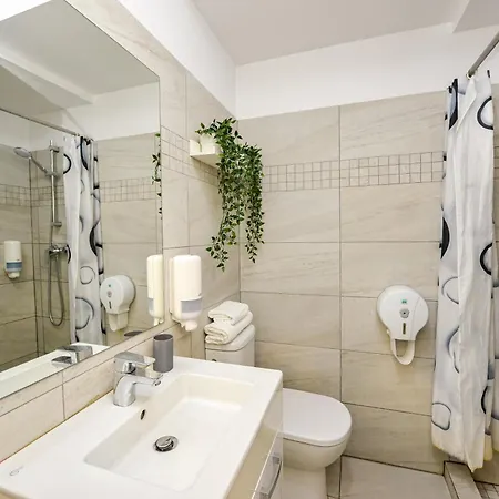 Dracula Adventure Tours Apartment