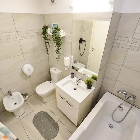 Dracula Adventure Tours Apartment Bucharest