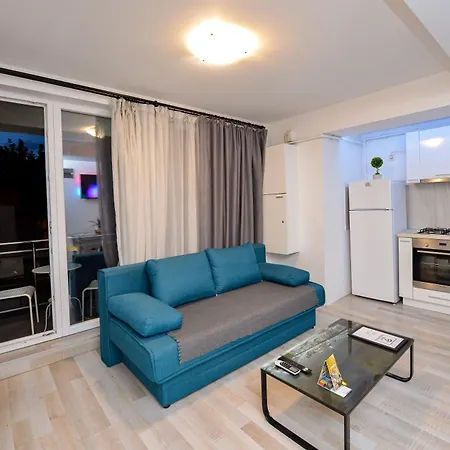 Dracula Adventure Tours Apartment *