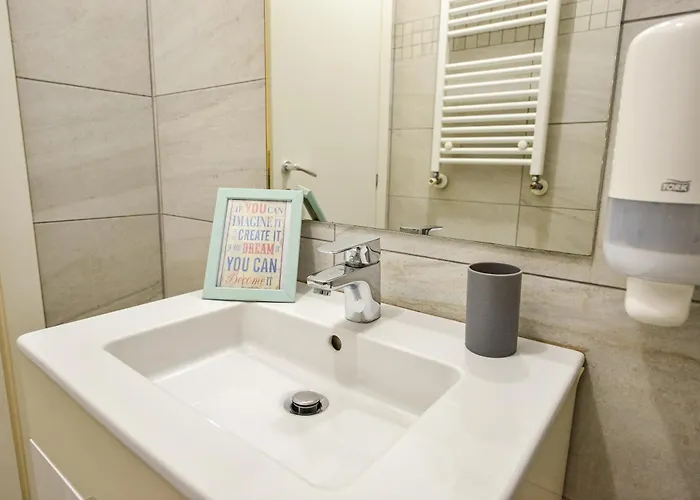 Lägenhet Dracula Adventure Tours *