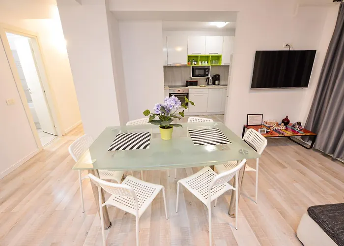 Dracula Adventure Tours *